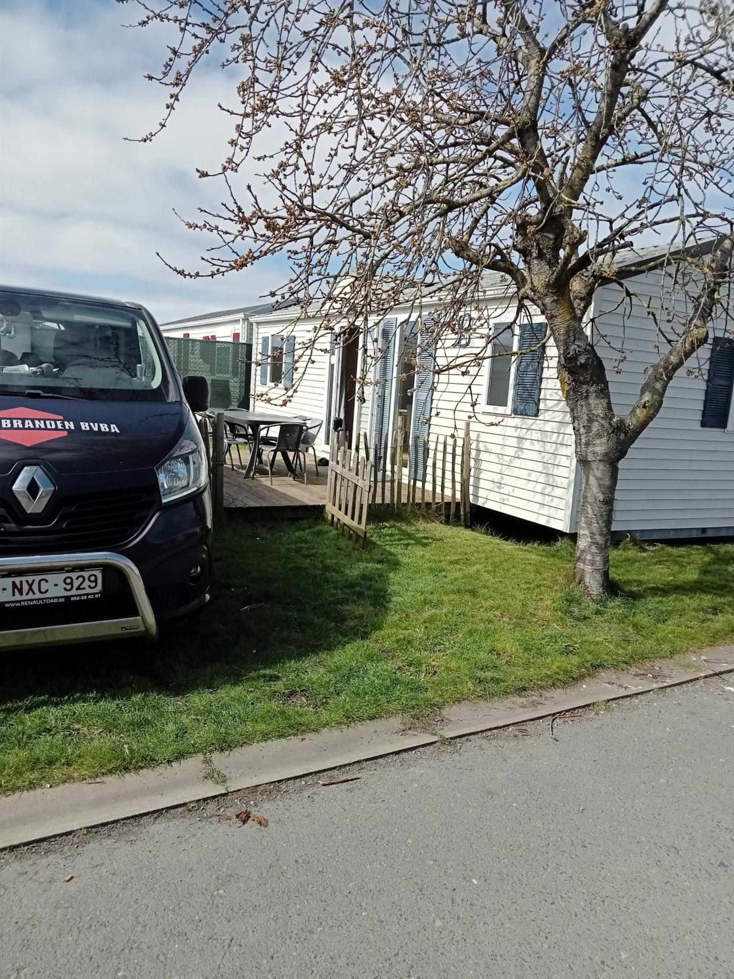 Stacaravan Bredene Met Tuin Nr 2126 Exterior photo